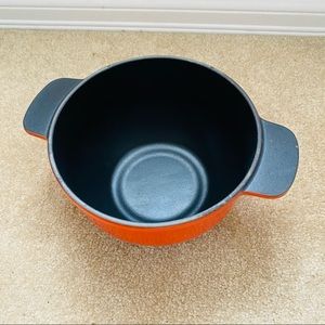 Cast iron pot flame orange color 7"